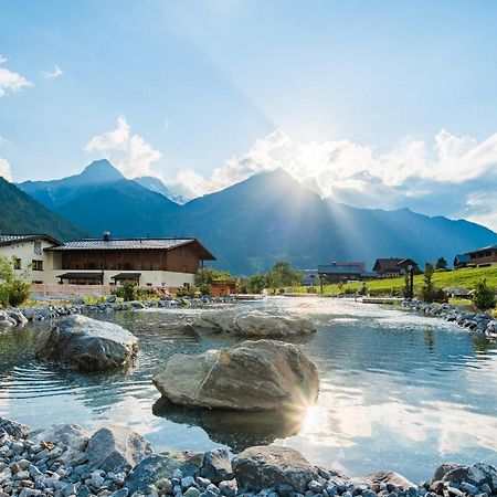 Hotel Gasthof Adler Sankt Gallenkirch Bagian luar foto